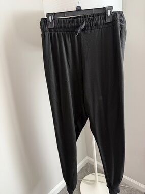 Men's Black Elastic Waist Joggers